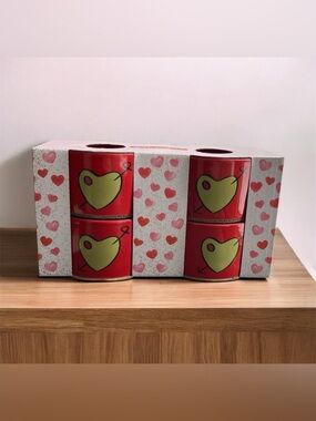 NEW The Bakeshop Set of 4 Valentine's Day Red Green Heart Ramekins